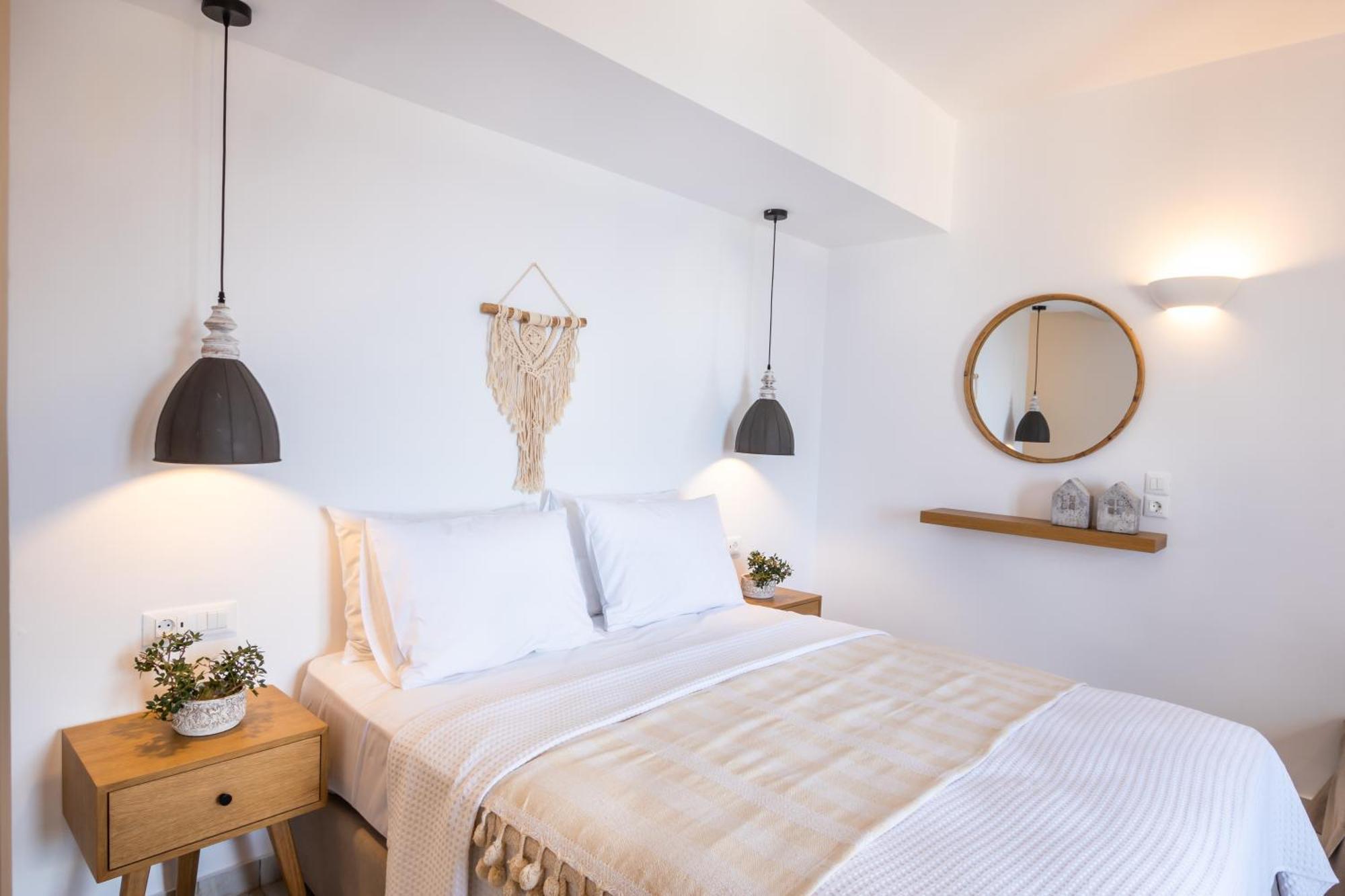 Yploui Suites カルパトス エクステリア 写真