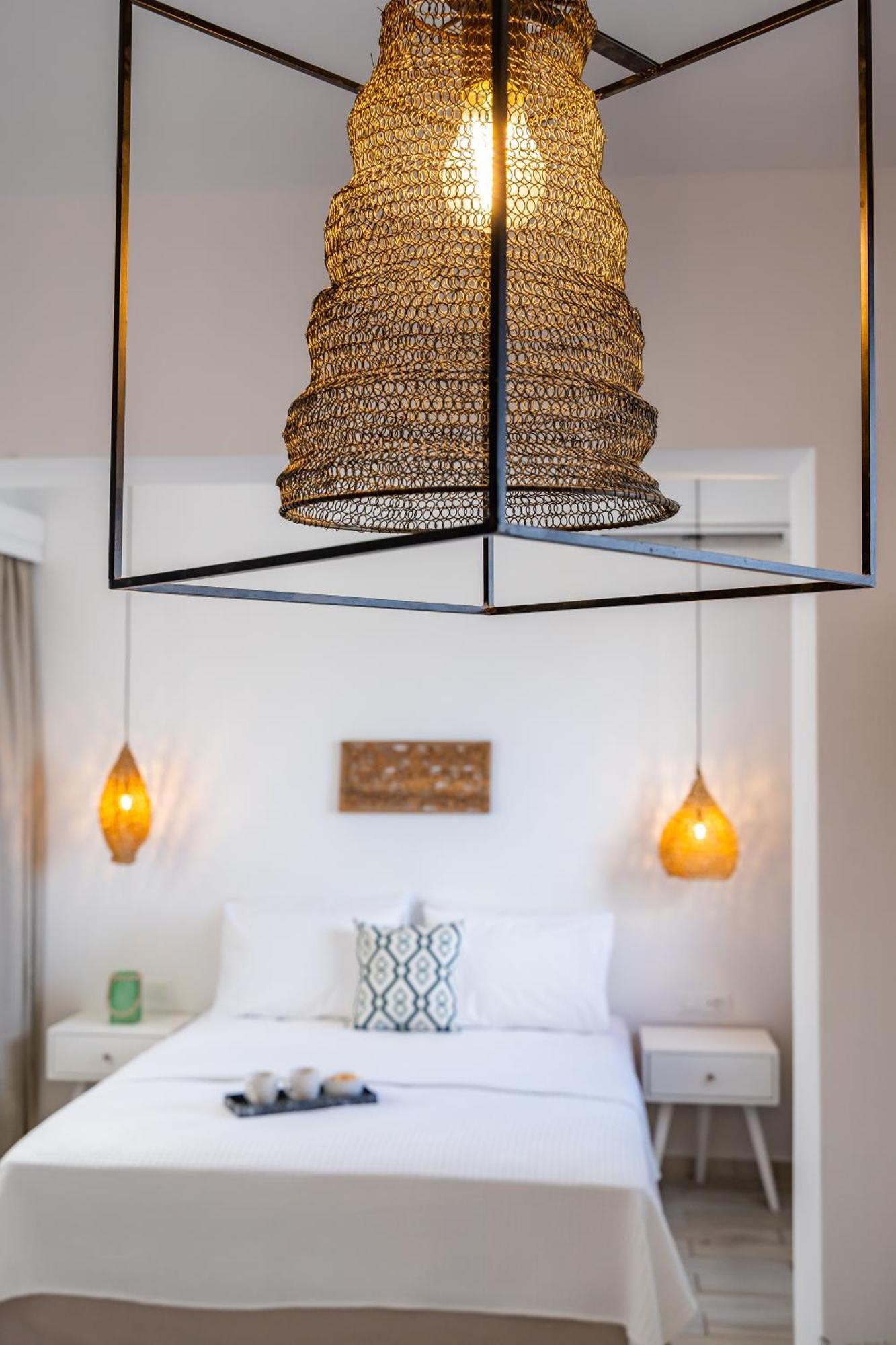Yploui Suites カルパトス エクステリア 写真