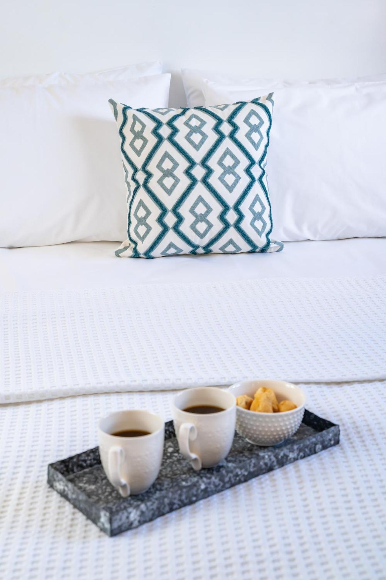 Yploui Suites カルパトス エクステリア 写真