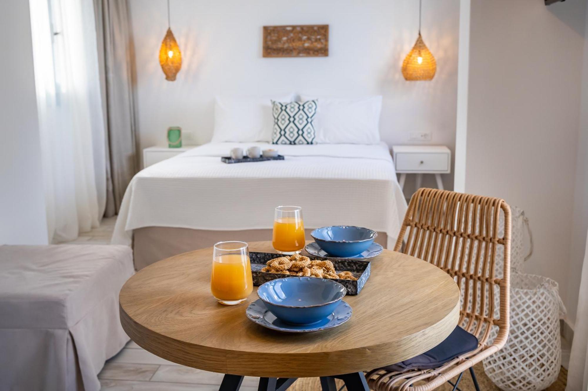 Yploui Suites カルパトス エクステリア 写真