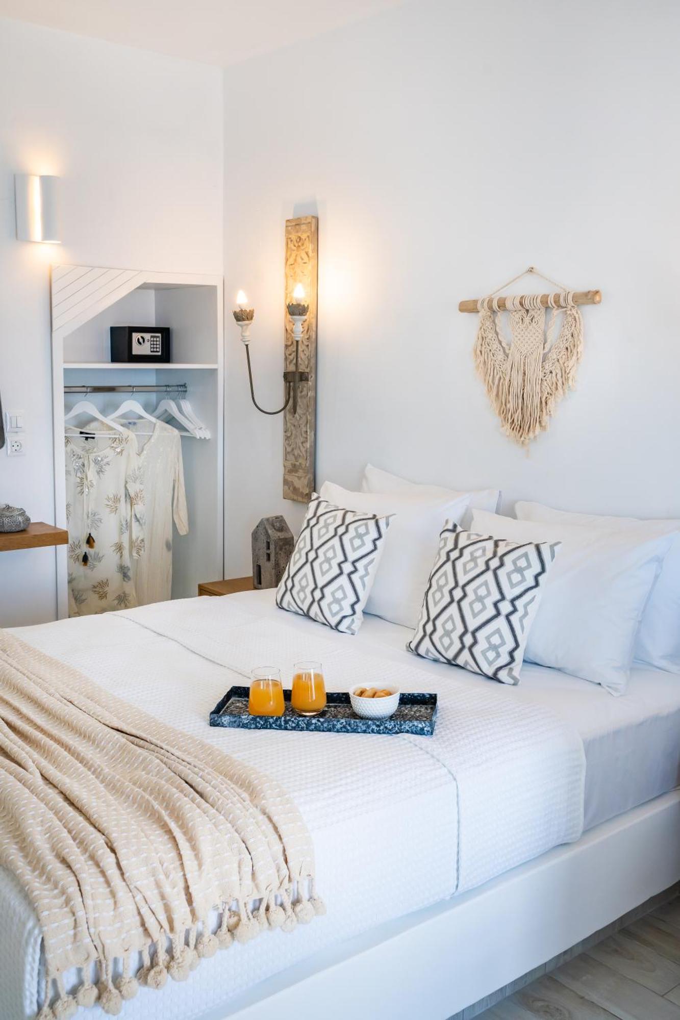 Yploui Suites カルパトス エクステリア 写真